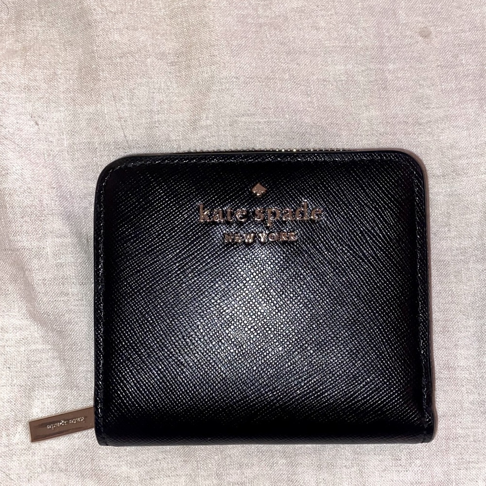 Kate Spade Staci zip around wallet